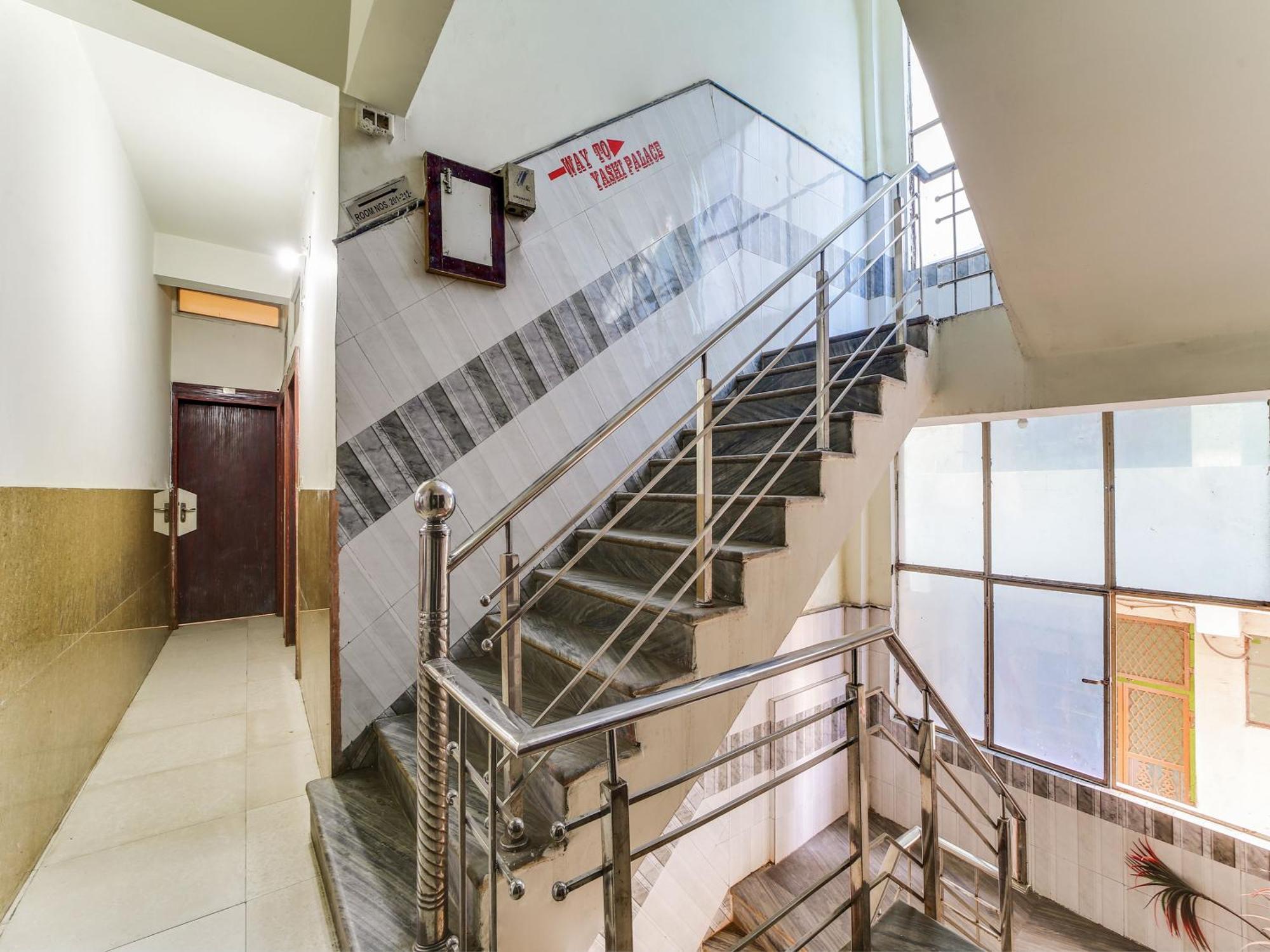 Hotel O Rama Krishna Bhopal Buitenkant foto