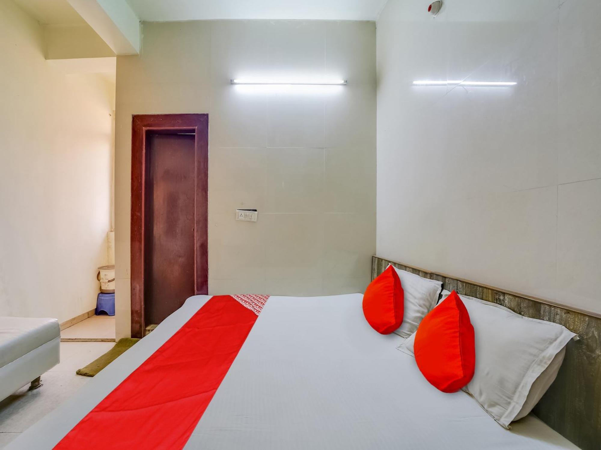 Hotel O Rama Krishna Bhopal Buitenkant foto